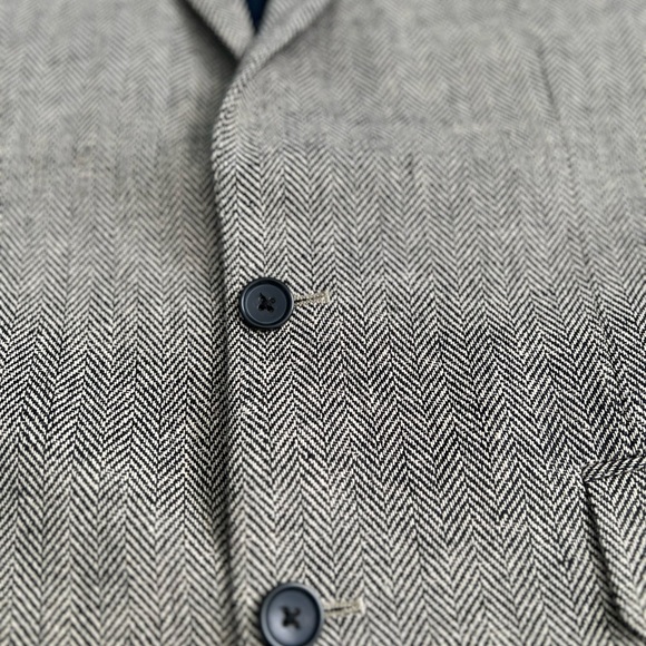 J.CREW Men’s Tweed Blazer in Herringbone Pattern, Brown-Black, Size 42R - Picture 10 of 12